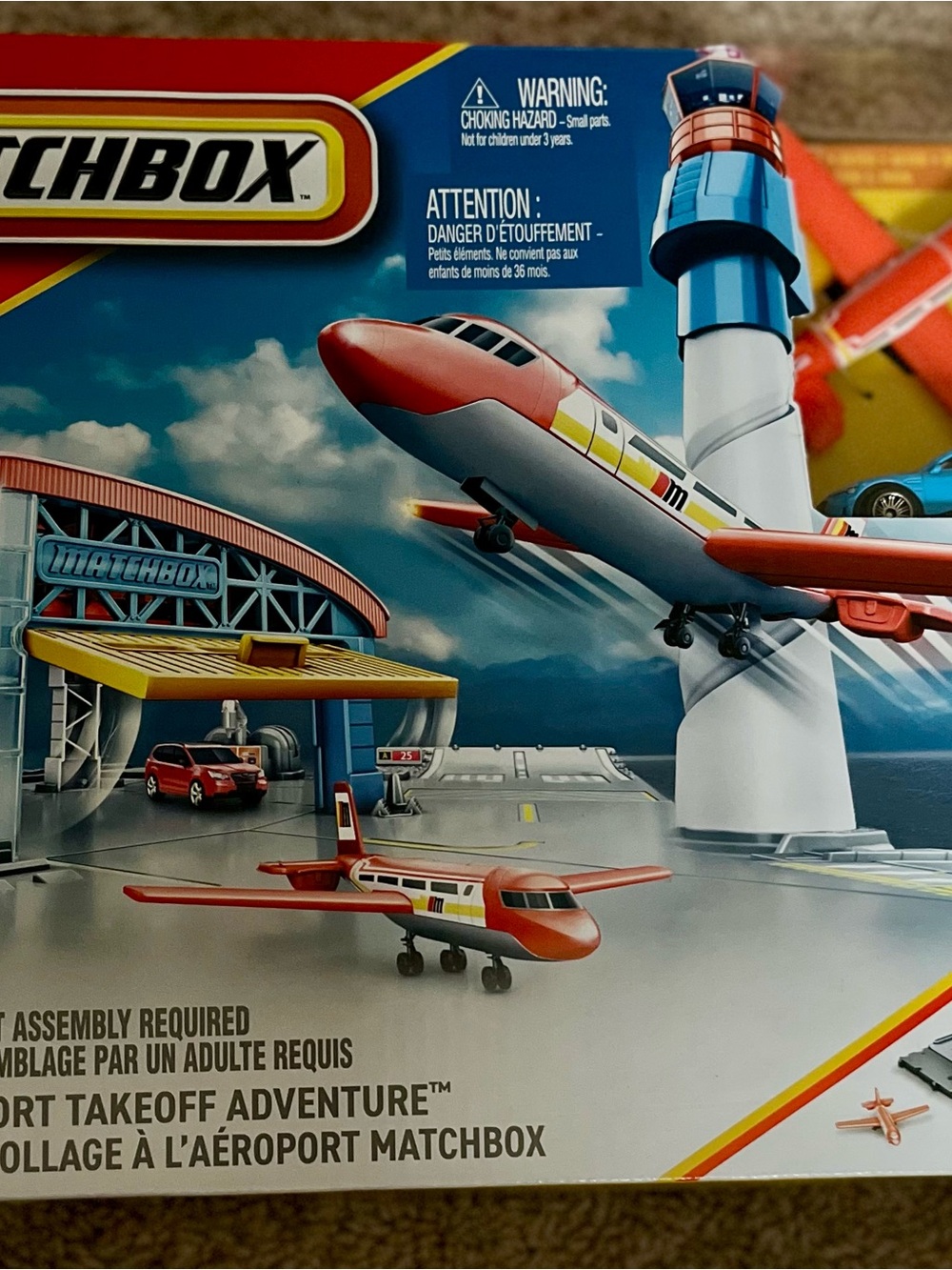 Matchbox Airport Takeoff Adventure Play Set 1:64 w/ Audi e-tron FJM36
